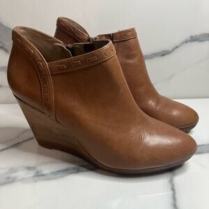 Jack Rogers | Classic Women's Tan Leather Wedge Emery Ankle Boots Sz 10
